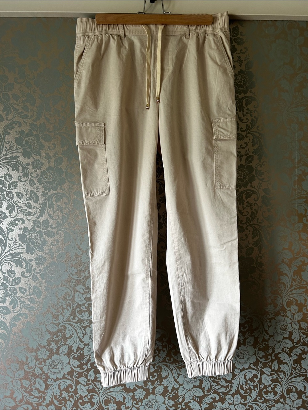 Cotton Tommy Hilfiger Women’s Versatile Cargo Joggers Size XS